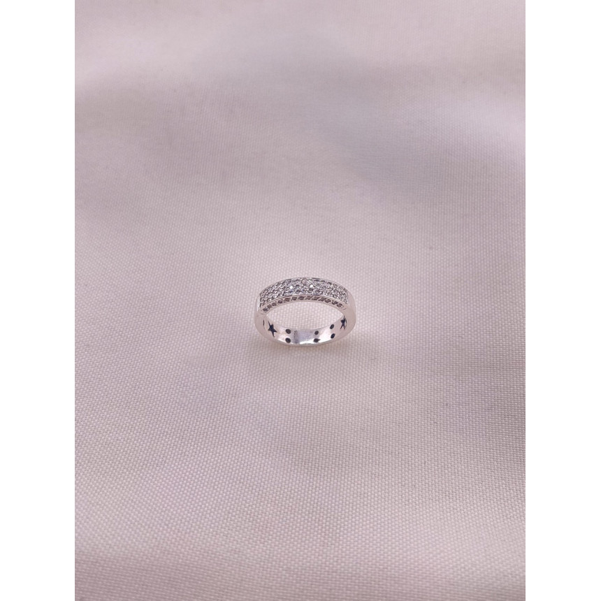 Anel Pavê de Diamantes