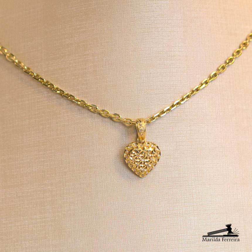 Pingente Coração Rendado com Diamantes 