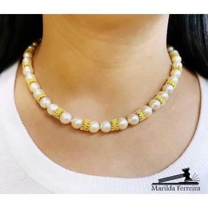 Colar de Pérola com Elos em Ouro Amarelo
