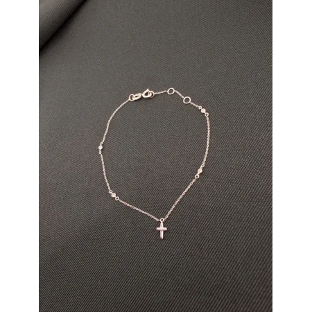 Pulseira com Berloque Cruz e Diamantes
