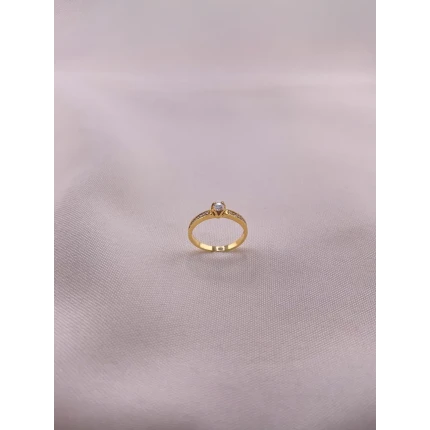 Anel com Diamantes