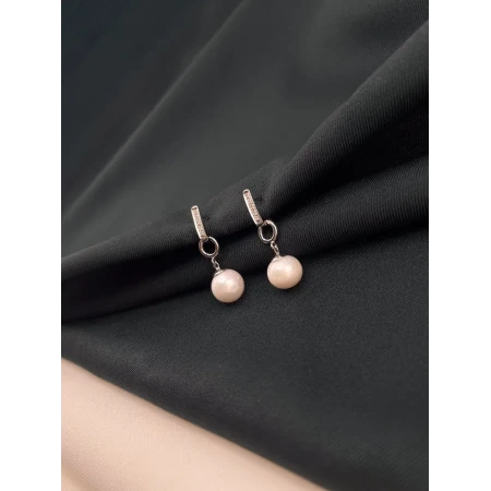 Brincos de Pérolas e Diamantes