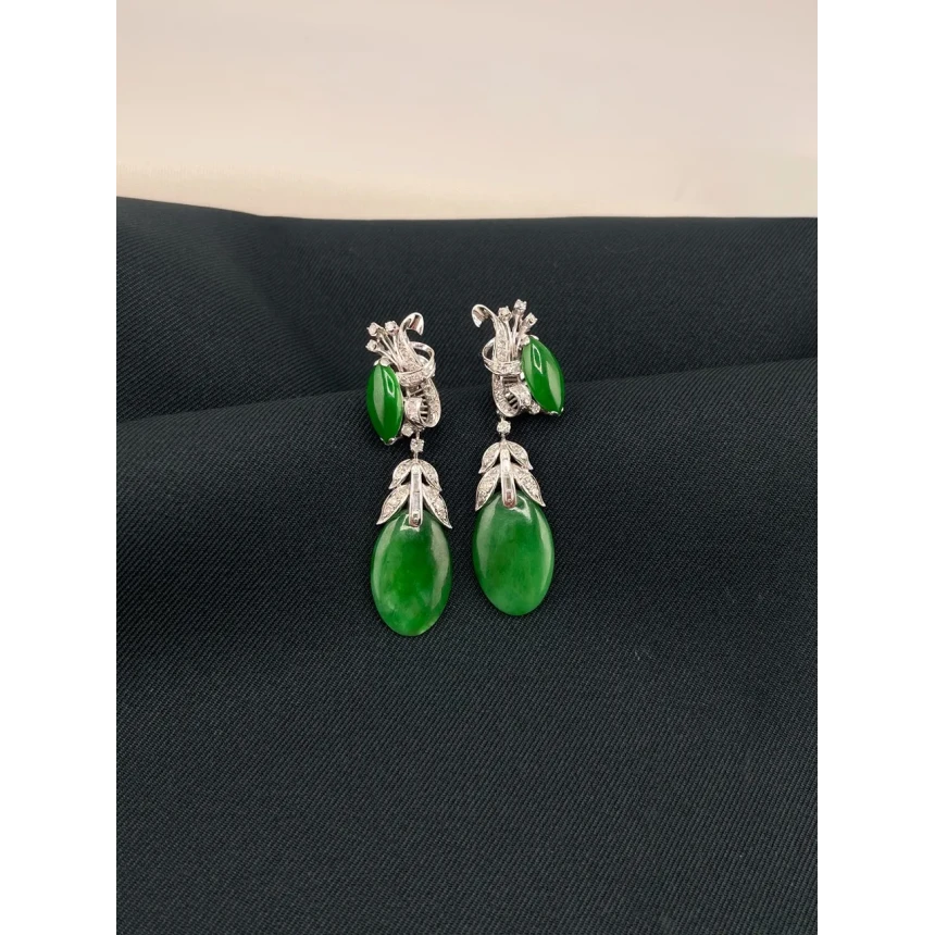 Brincos de Jade e Diamantes