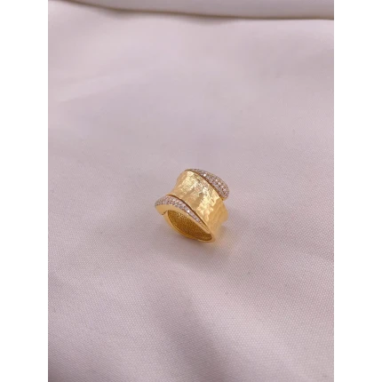 Anel Ouro Escovado com Diamantes