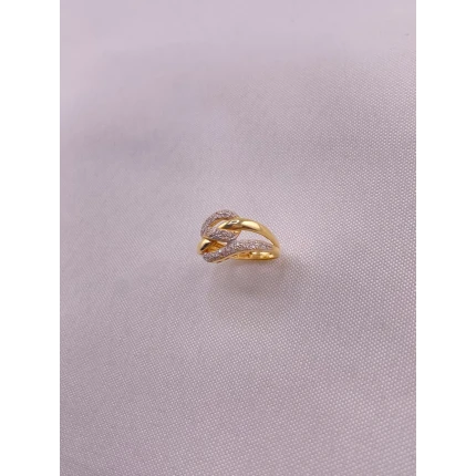 Anel Entrelaçado com Diamantes
