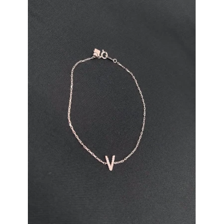 Pulseira Cartier com Letra V