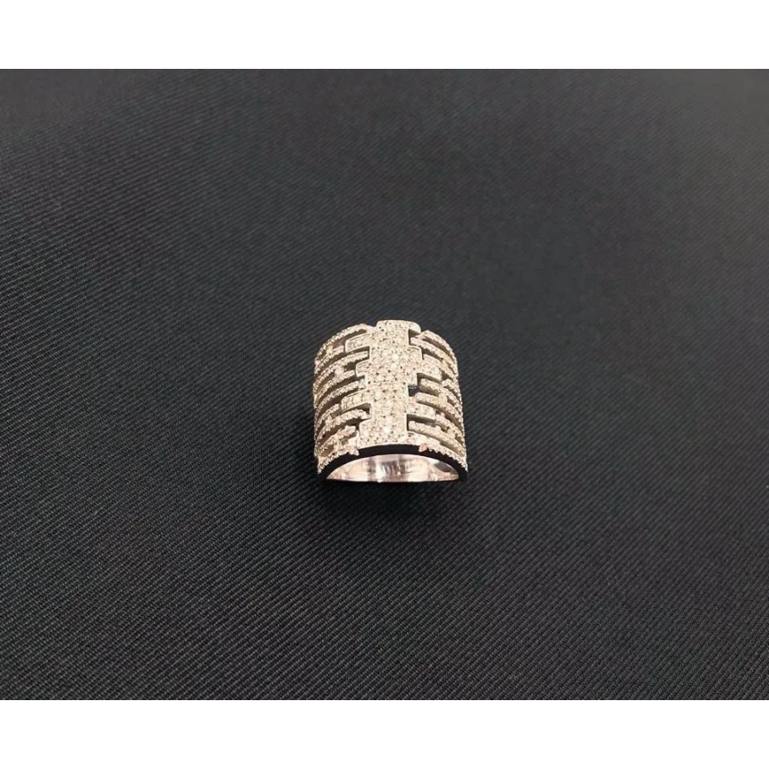Anel Vazado com Diamantes
