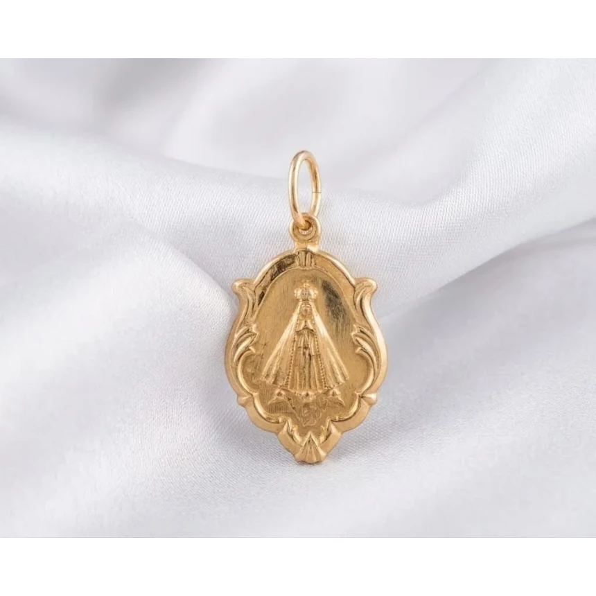 Pingente Nossa Sra Aparecida Modelo Capelinha