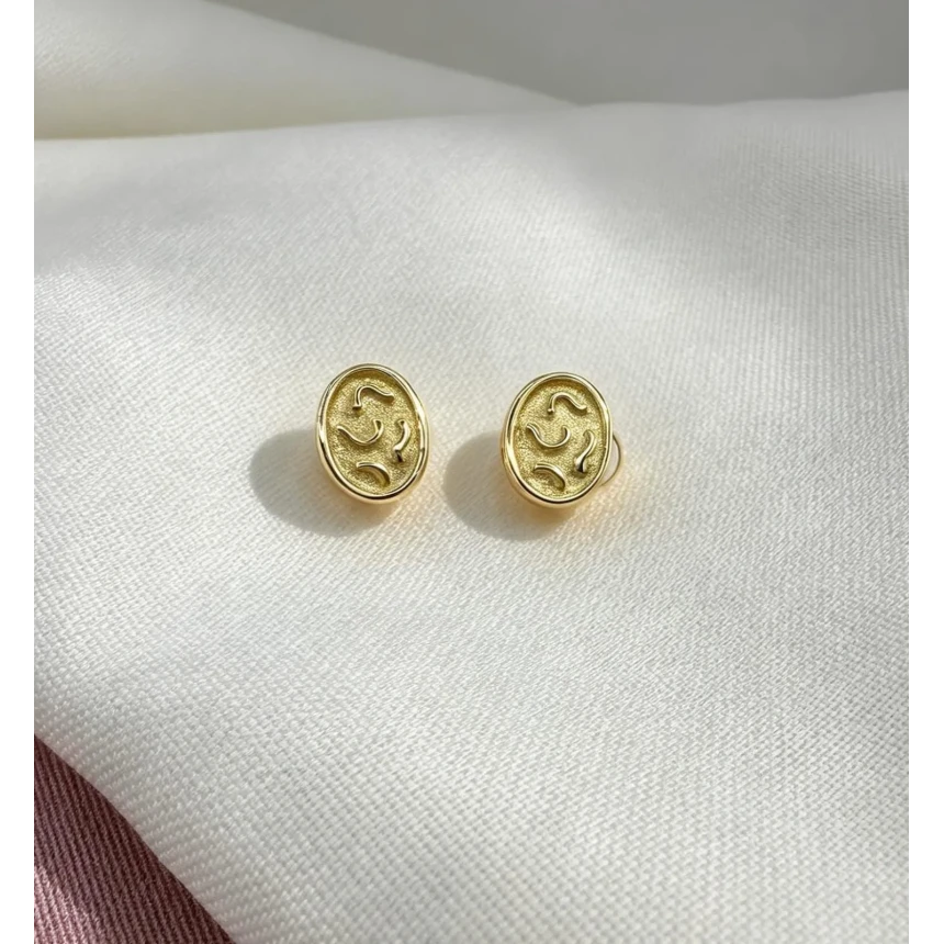 Brincos Oval, Acetinado e Polido