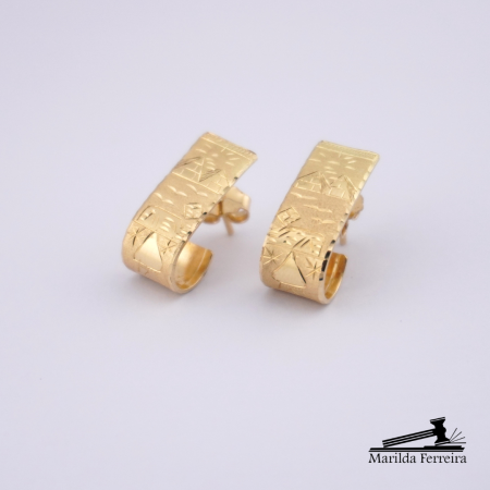 Brincos Modelo Escrava