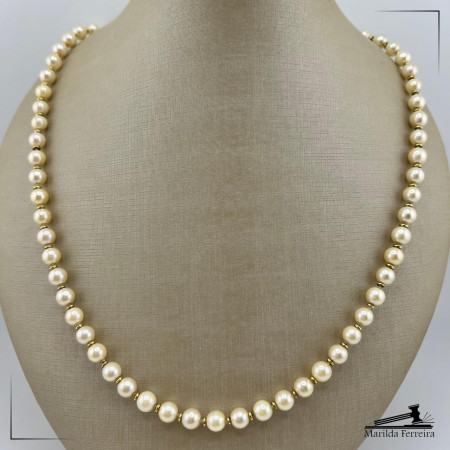 Colar de Pérolas com Elos em Ouro Amarelo