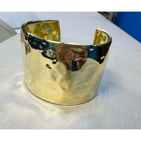 Bracelete Martelado em Ouro Amarelo