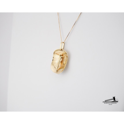 Pingente Crucifixo Placa em Ouro Amarelo