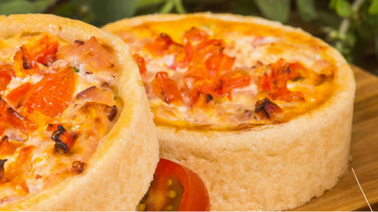 Quiche Tomate Seco e Rúcula