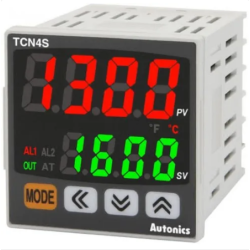 CONTROLADOR TEMPERATURA TCN4S-24R RELE/SSR 48X48 100-240VCA 2 SAIDAS ALARME