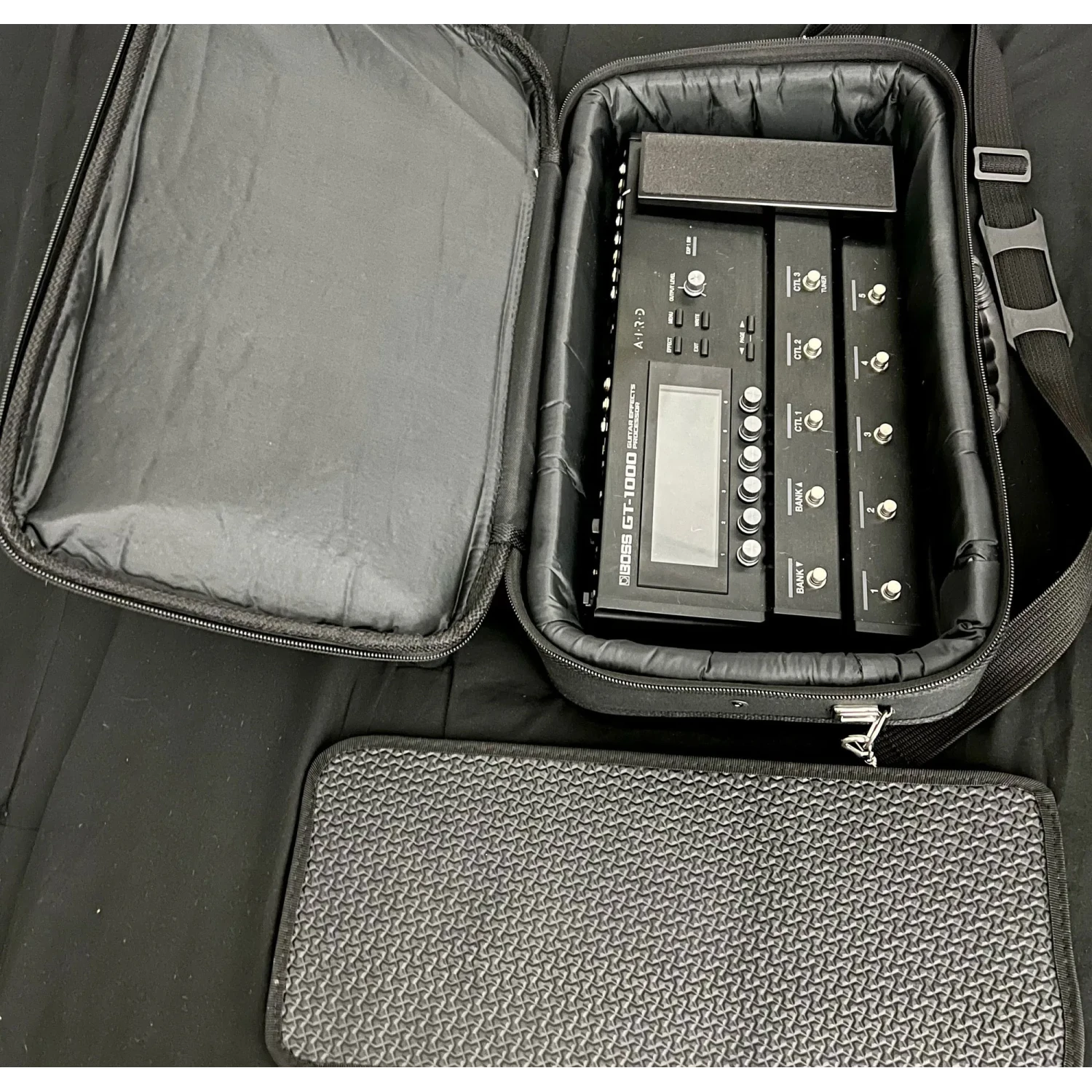 Pedaleira GT 100 - Semi Case