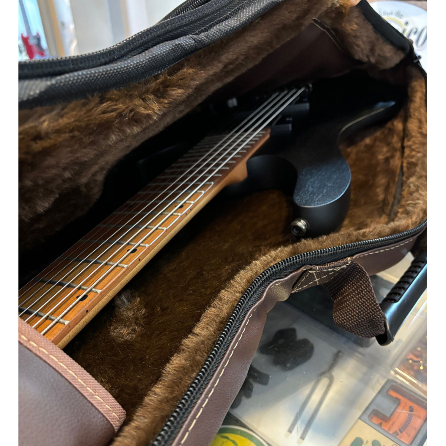Capa Guitarra LT BR