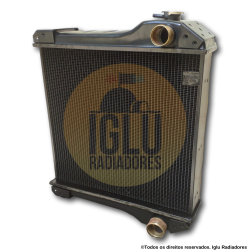 Radiador de Água Case 580L / 580M (234876A)