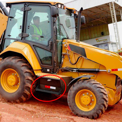 Degrau Direito da Caixa de Bateria Para Caterpillar 416 416E e 416F2 - 1643876